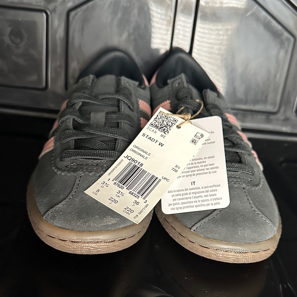Adidas Kids' Stadt W Black and Pink Sneakers